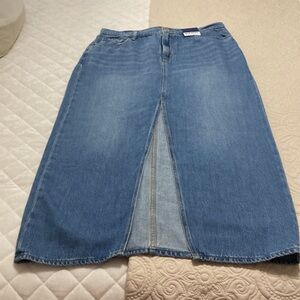 Brand new Old Navy denim midi skirt size 12